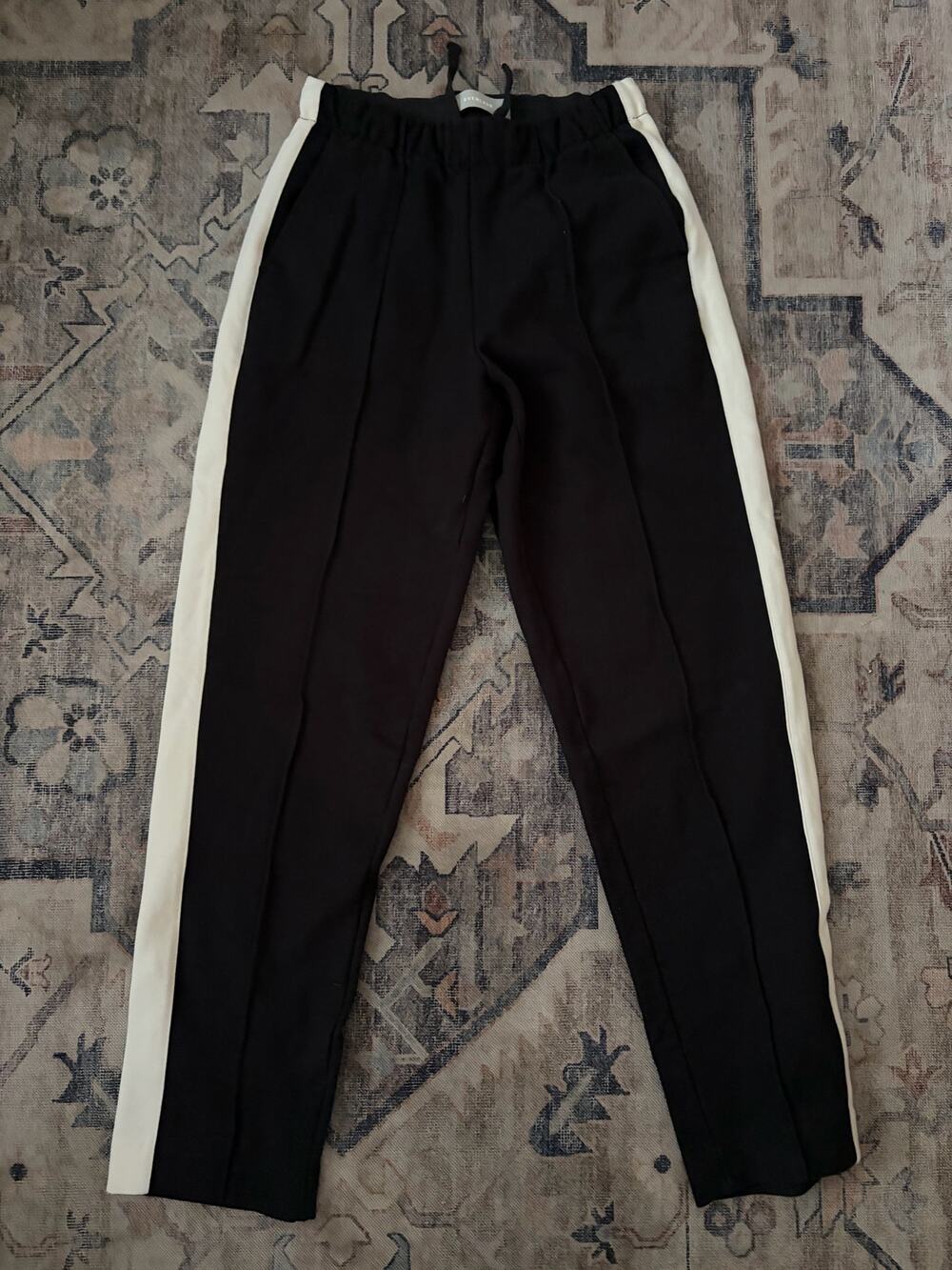 Everlane The Dream Pant Womens XS Black White Side Stripe Pull On Track Pants